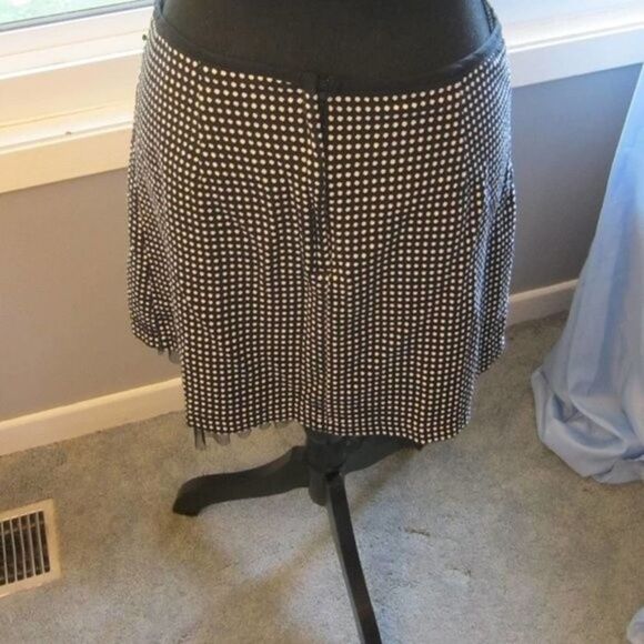 📦 Wrapper cute black, white polka dot skirt, ruffle, side black - Picture 11 of 13